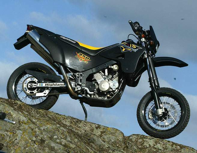 HIGHLAND SUPERMOTARD 950