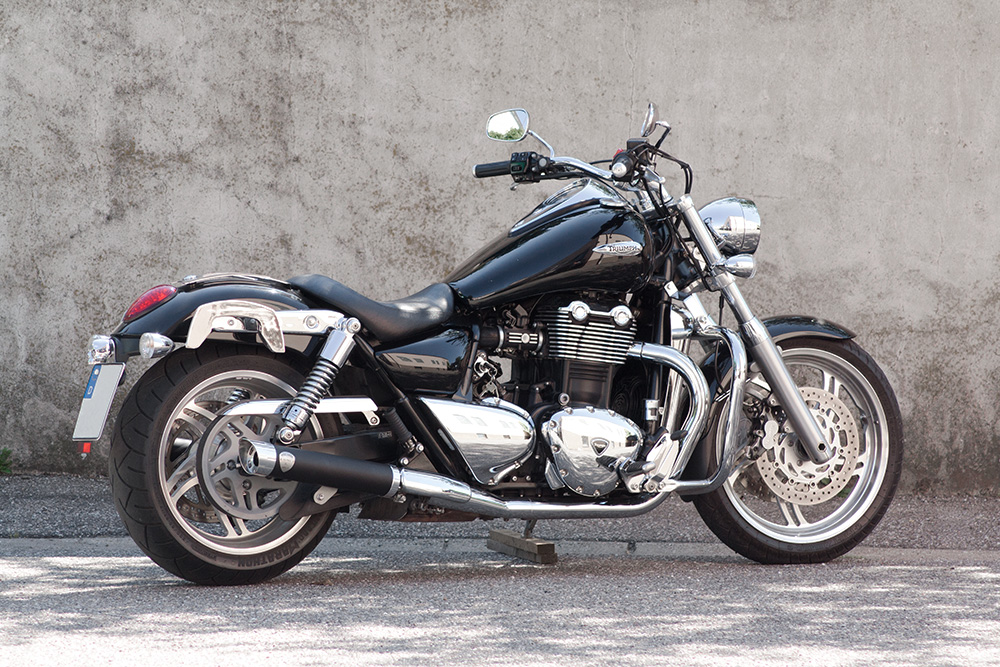 TRIUMPH Thunderbird